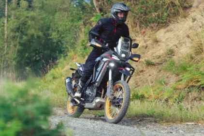 QJ SRT 450RX review, opiniones y prueba completa